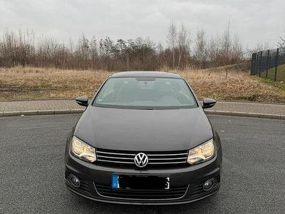 Gebraucht VW Eos 122 PS (89 kW) 2011 Braun Cabrio