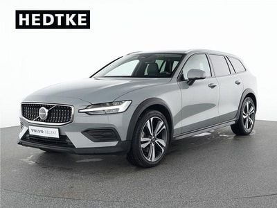 Gebraucht Volvo V60 CC Plus 197 PS (144 kW) 2023 Grau Kombi