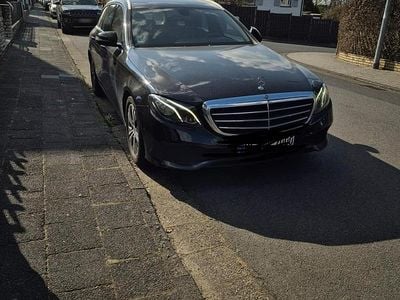 Gebraucht Mercedes E200 150 PS (110 kW) 2018 Schwarz Kombi