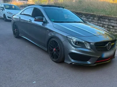 Gebraucht Mercedes CLA250 AMG line 218 PS (160 kW) 2016 Grau Coupé