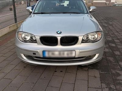 Gebraucht BMW 116 122 PS (89 kW) 2010 Silber Kleinwagen