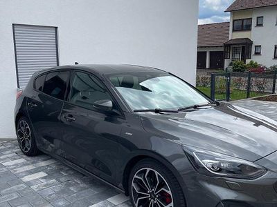Second-hand Ford Focus ST-Line 150 CP (110 kW) 2019 Gri Berlinǎ