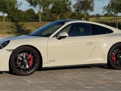 Porsche 911 Carrera 4 GTS
