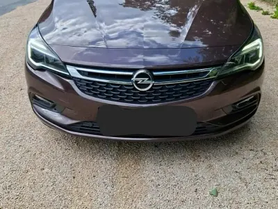 Gebraucht Opel Astra 136 PS (100 kW) 2017 Braun Kombi