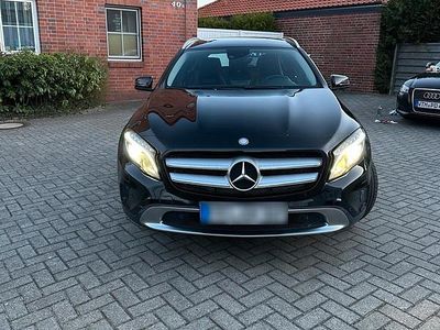 Usata Mercedes GLA200 136 CV (100 kW) 2014 Nero SUV