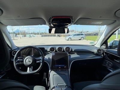 Usata Mercedes C200 163 CV (119 kW) 2022 Nero Station wagon