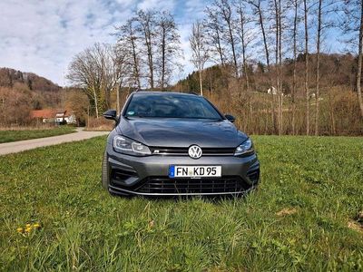 Second-hand VW Golf VII R 300 CP (220 kW) 2020 Gri Break