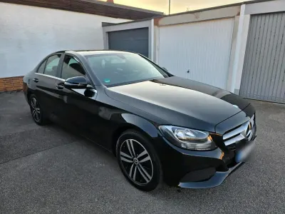 Gebraucht Mercedes C200 136 PS (100 kW) 2016 Schwarz Limousine