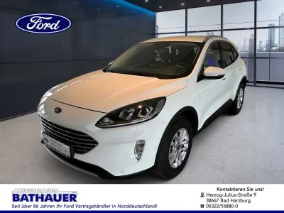 Gebraucht Ford Kuga Titanium 190 PS (139 kW) 2022 Weiß SUV
