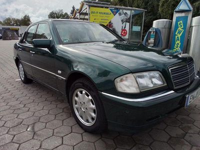 Mercedes C200