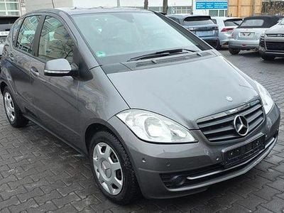 Gebraucht Mercedes A160 95 PS (69 kW) 2011 Grau Limousine