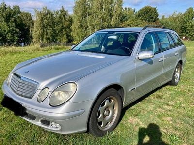 Mercedes E240