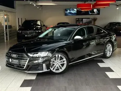 Gebraucht Audi S8 Ambiente 571 PS (419 kW) 2020 Grau Limousine