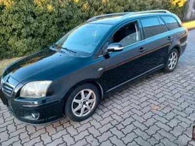 Gebraucht Toyota Avensis Team 177 PS (130 kW) 2008 Schwarz Kombi