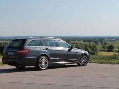 Mercedes E500
