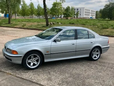 Gebraucht BMW 520 150 PS (110 kW) 1996 Silber Limousine