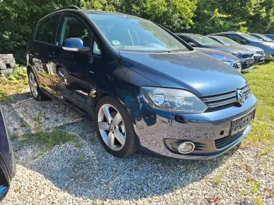 Gebraucht VW Golf VII Life 122 PS (89 kW) 2013 Blau Limousine