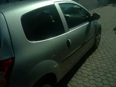 Gebraucht Renault Twingo 76 PS (55 kW) 2009 Silber Kleinwagen