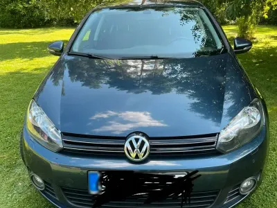 Gebraucht VW Golf VI Team 105 PS (77 kW) 2010 Blau Limousine