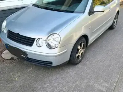 Gebraucht VW Polo 75 PS (55 kW) 2002 Silber Kleinwagen
