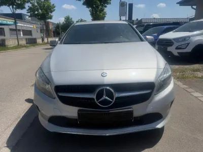 Gebraucht Mercedes A200 Edition 156 PS (114 kW) 2016 Silber Limousine