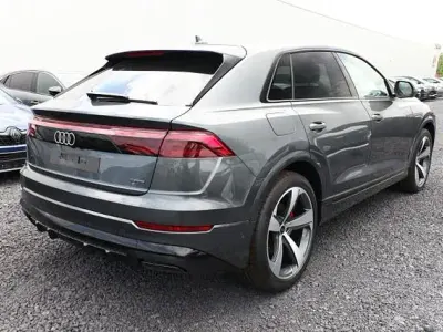 Neu Audi Q8 S-Line 286 PS (210 kW) 2026 Daytonagrau perleffekt daytonagrau perleffekt SUV