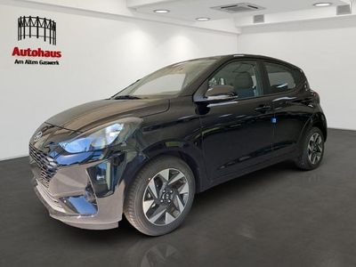 Phantom black / met (schwarz) Neu 2025 Hyundai i10 Trend Kleinwagen | 16.985 € (Fairer Preis)