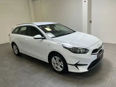 Gebraucht Kia Ceed Sportswagon Vision 136 PS (100 kW) 2023 Weiß Kombi