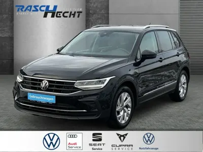 Gebraucht VW Tiguan Active 150 PS (110 kW) 2023 Deep black perleffekt SUV