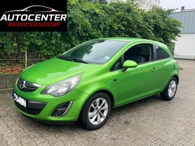 Gebraucht Opel Corsa Energy 87 PS (63 kW) 2014 Apfelgruen p2 Kleinwagen