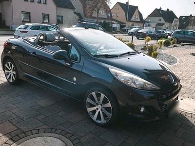 Gebraucht Peugeot 207 CC Roland Garros 120 PS (88 kW) 2013 Schwarz Cabrio