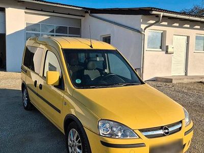 Gebraucht Opel Combo Business 75 PS (55 kW) 2010 Gelb Van / Kleinbus