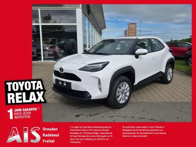 Neu Toyota Yaris Cross Basis 116 PS (85 kW) 2026 Schneeweiß SUV