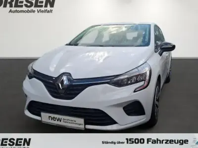 Gebraucht Renault Clio V Equilibre 67 PS (49 kW) 2023 Weiß Limousine