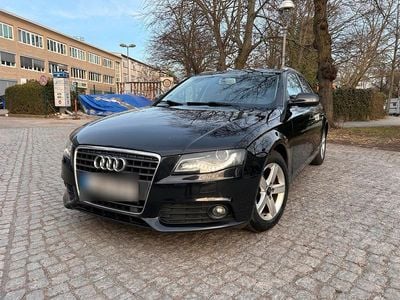 Gebraucht Audi A4 140 PS (102 kW) 2010 Schwarz Kombi