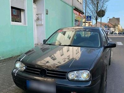 Gebraucht VW Golf IV 75 PS (55 kW) 2002 Schwarz Kleinwagen