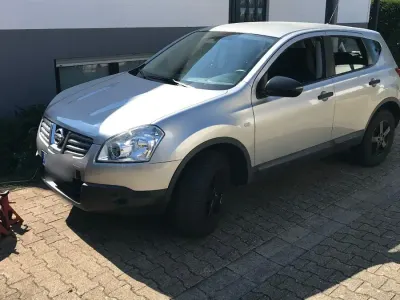 Gebraucht Nissan Qashqai 114 PS (83 kW) 2009 Silber SUV