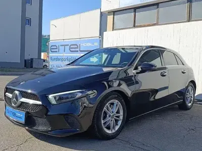 Gebraucht Mercedes A200 Progressive 150 PS (110 kW) 2019 Schwarz (kosmosschwarz) Limousine