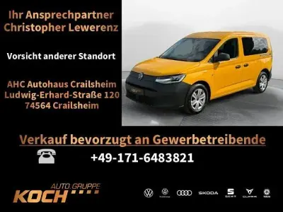 Gebraucht VW Caddy Basis 103 PS (75 kW) 2023 Rapsgelb Van / Kleinbus