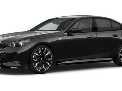 Schwarz Gebraucht 2025 BMW 540 Comfort Edition Limousine | 71.089 € (Guter Preis)