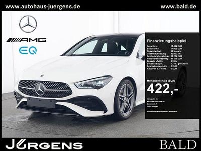 Weiß Gebraucht 2024 Mercedes CLA250 Shooting Brake AMG Kombi | 44.840 €