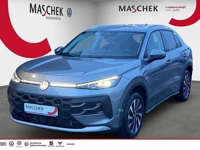 Nouă VW T-Roc Style 116 CP (85 kW) 2026 Gri SUV