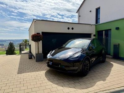 Gebraucht Tesla Model Y Long Range AWD 274 kW (373 PS) 2022 Schwarz SUV