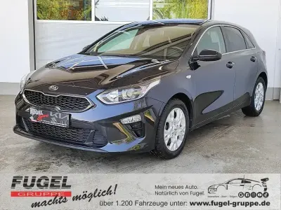 Gebraucht Kia Ceed 136 PS (100 kW) 2021 Schwarz Kleinwagen