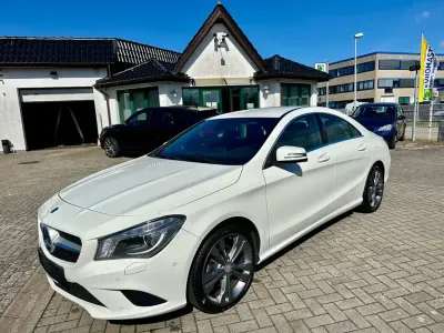 Brugt Mercedes CLA200 136 HK (100 kW) 2014 Hvid Sedan