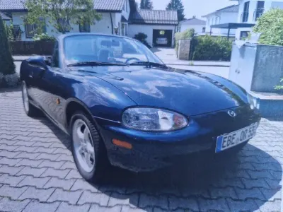 Usata Mazda MX5 110 CV (80 kW) 1999 Blu Cabrio