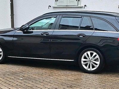 Gebraucht Mercedes C200 160 PS (117 kW) 2020 Schwarz Kombi