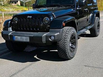 Second-hand Jeep Wrangler Sahara 284 CP (208 kW) 2012 Negru SUV