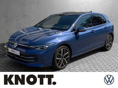 Gebraucht VW Golf VIII Edition 150 PS (110 kW) 2023 Anemonenblau metallic Limousine