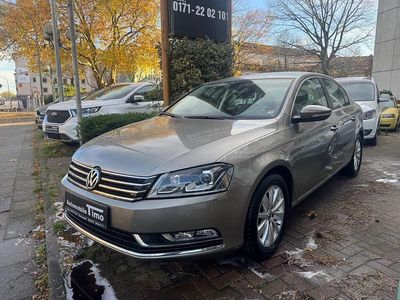 Braun Gebraucht 2013 VW Passat Comfortline Limousine | 9.999 € (Fairer Preis)